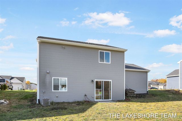 1211 Jayberry Drive, Holland, MI 49424