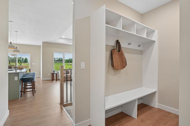 3732 Broomfield Drive, Cedar Falls, IA 50613