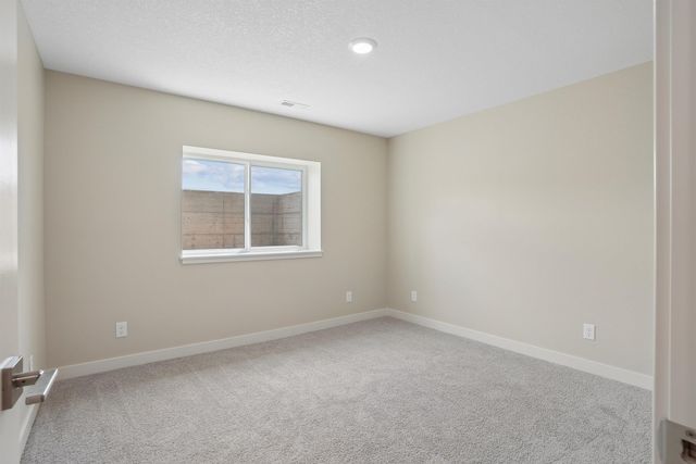 3732 Broomfield Drive, Cedar Falls, IA 50613