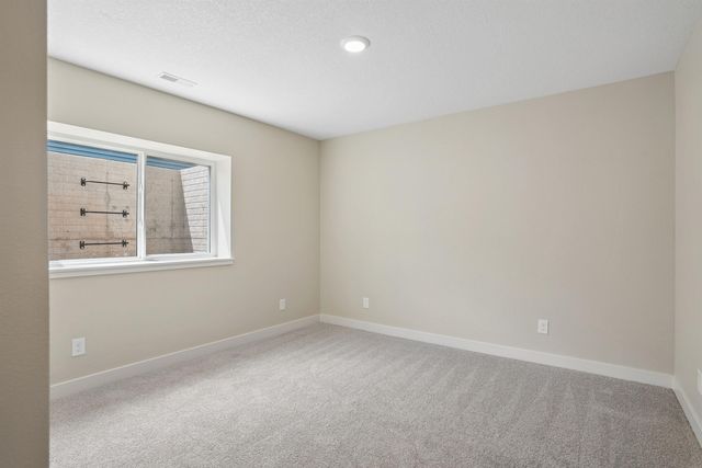 3732 Broomfield Drive, Cedar Falls, IA 50613