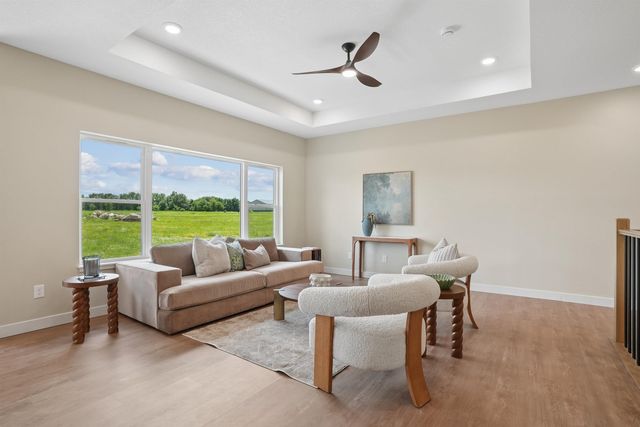 3732 Broomfield Drive, Cedar Falls, IA 50613