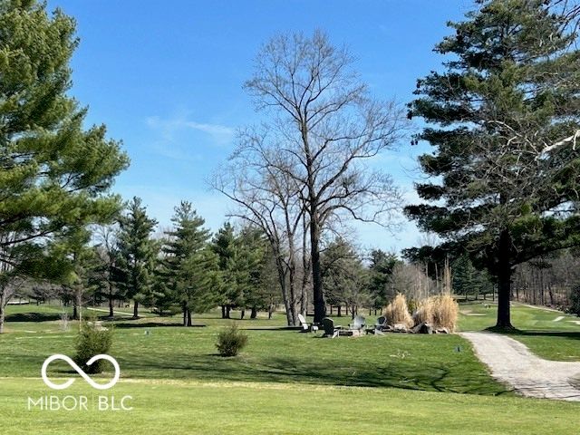 2587 Grey Fox Drive, Martinsville, IN 46151