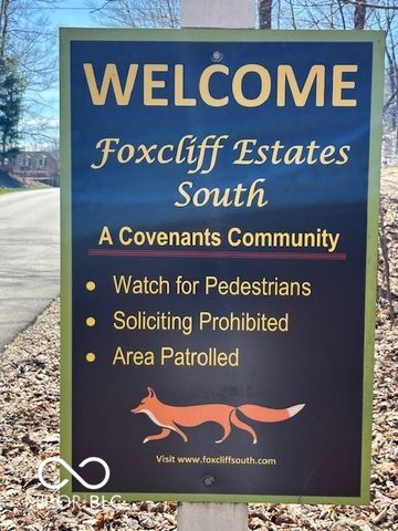 2587 Grey Fox Drive, Martinsville, IN 46151