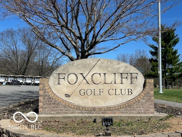 2587 Grey Fox Drive, Martinsville, IN 46151