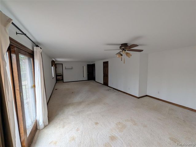 9345 Weber Road, Columbus, MI 48063