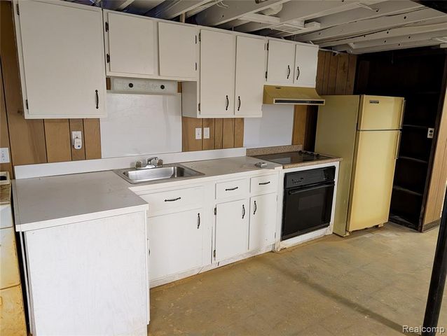 9345 Weber Road, Columbus, MI 48063