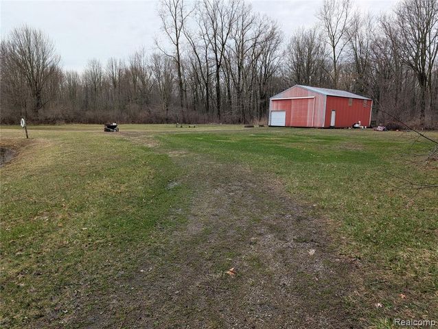 9345 Weber Road, Columbus, MI 48063
