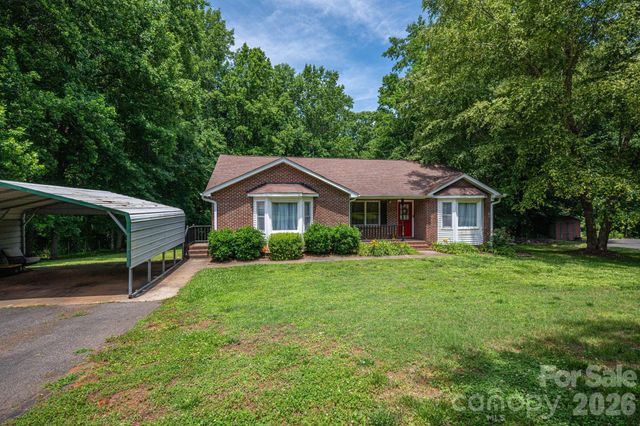 2316 Old NC 27 Highway, Mount Holly, NC 28120