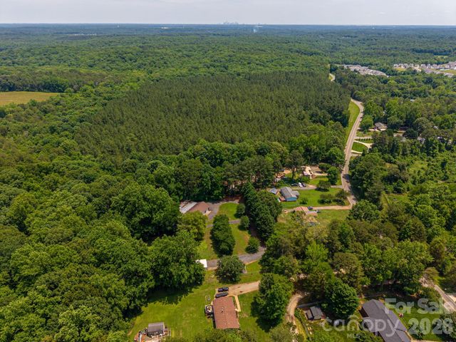 2316 Old NC 27 Highway, Mount Holly, NC 28120