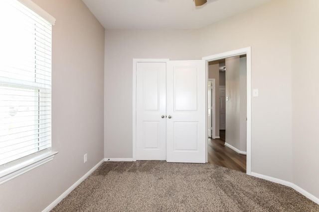 811 Steam Ridge Lane, Tomball, TX 77375