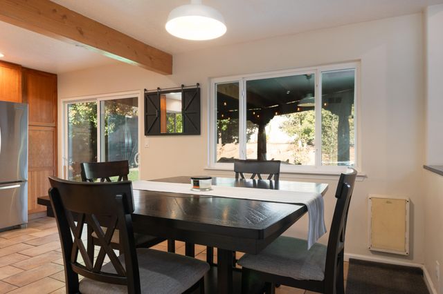 5812 Greenly Avenue NE, Albuquerque, NM 87111