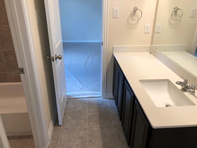 2436 Valley Lane, Carrollton, TX 75010