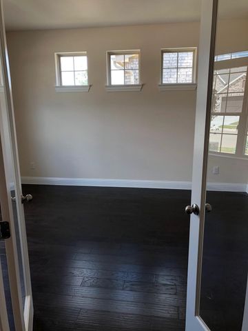 2436 Valley Lane, Carrollton, TX 75010