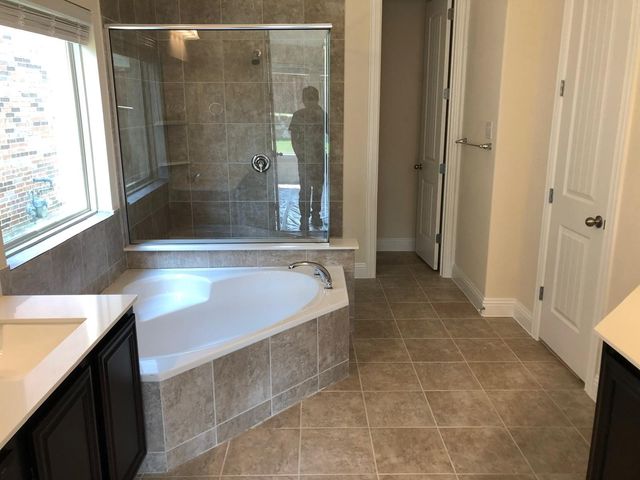 2436 Valley Lane, Carrollton, TX 75010