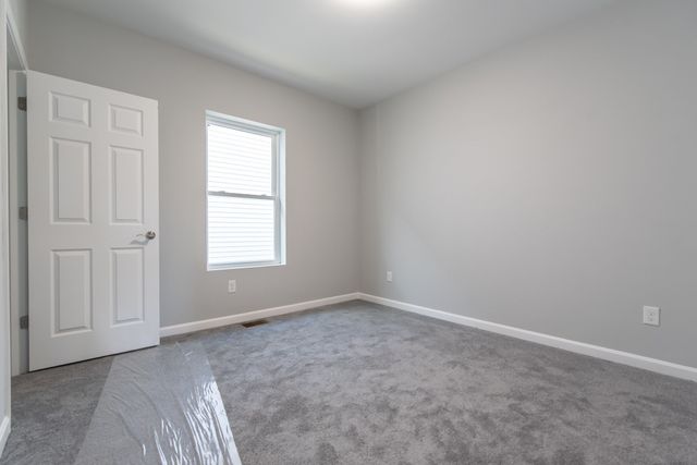 184 Avenue C -2, Woonsocket, RI 02895
