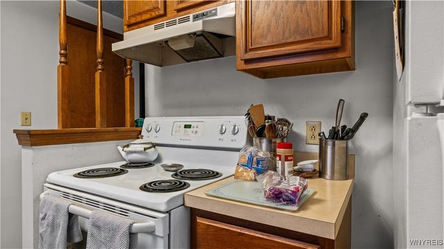 2721 Alder Creek Drive South, Wheatfield, NY 14120