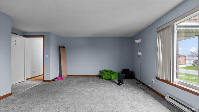 2721 Alder Creek Drive South, Wheatfield, NY 14120