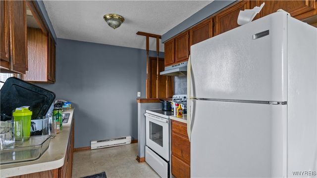 2721 Alder Creek Drive South, Wheatfield, NY 14120