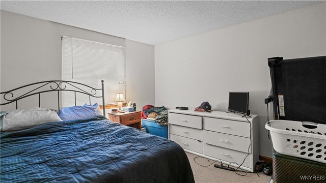 2721 Alder Creek Drive South, Wheatfield, NY 14120