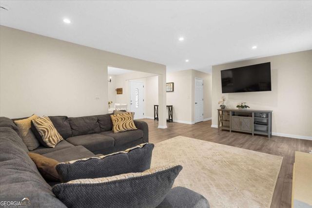 1785 Woodhaven Terrace, Lawrenceville, GA 30043