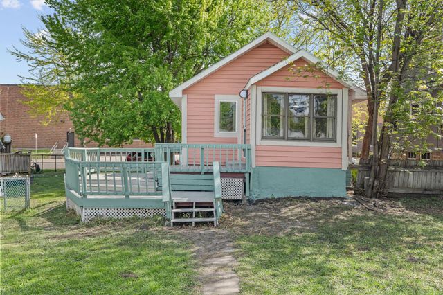 1009 Watson Avenue, Saint Paul, MN 55102