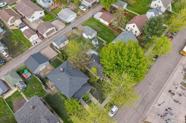 1009 Watson Avenue, Saint Paul, MN 55102
