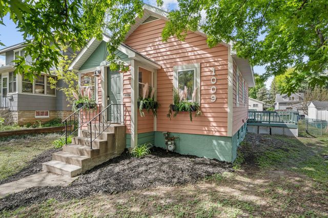1009 Watson Avenue, Saint Paul, MN 55102