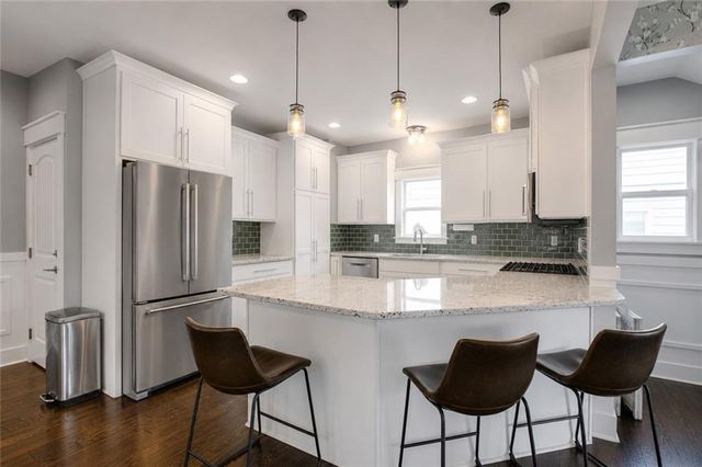 2546 Tracy Avenue, Kansas City, MO 64108