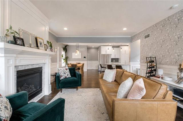 2546 Tracy Avenue, Kansas City, MO 64108