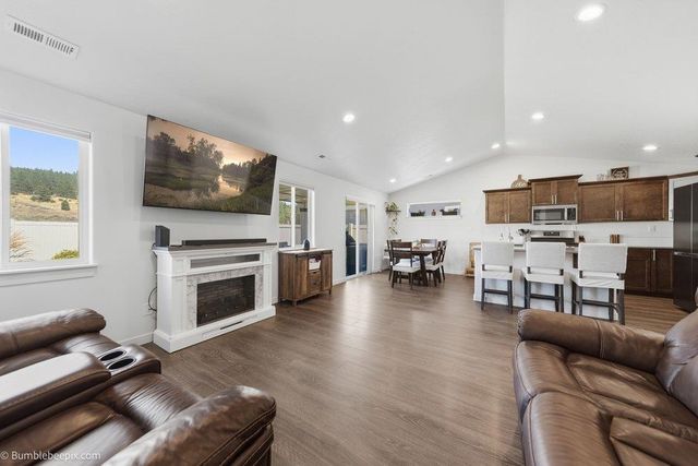 14705 E Caprio Ave, Spokane Valley, WA 99216
