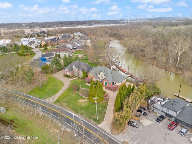 6205 River Rd, Prospect, KY 40059