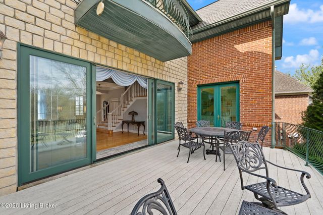 6205 River Rd, Prospect, KY 40059