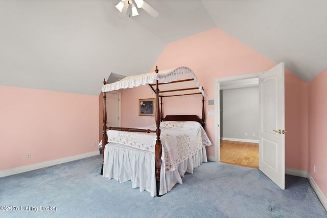 6205 River Rd, Prospect, KY 40059