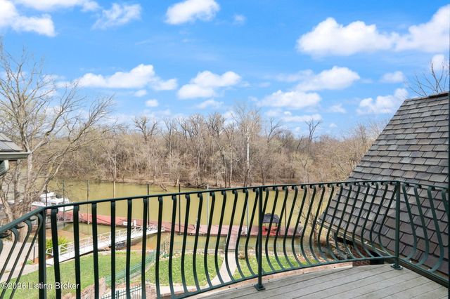 6205 River Rd, Prospect, KY 40059