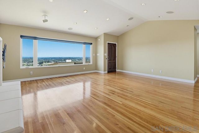 4303 Canterbury, La Mesa, CA 91941