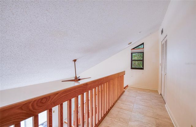 6305 PELICAN CREEK CROSSING D, St Petersburg, FL 33707
