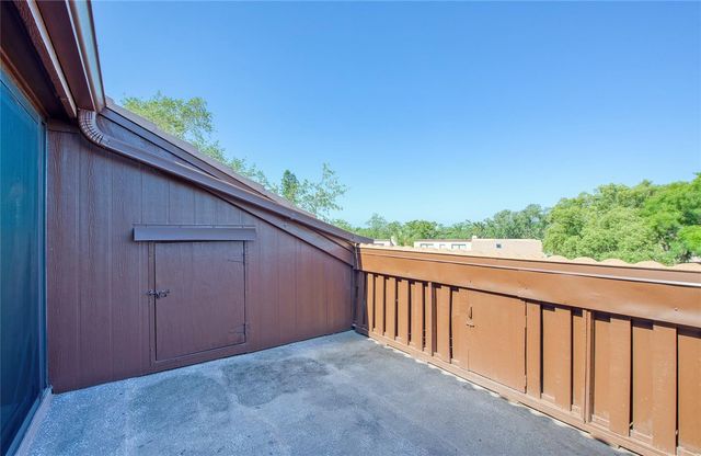 6305 PELICAN CREEK CROSSING D, St Petersburg, FL 33707