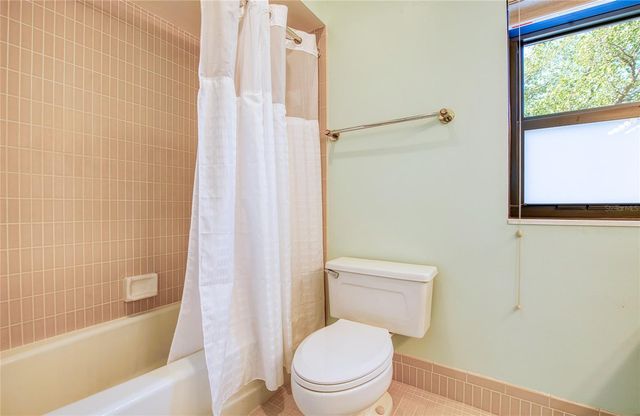 6305 PELICAN CREEK CROSSING D, St Petersburg, FL 33707