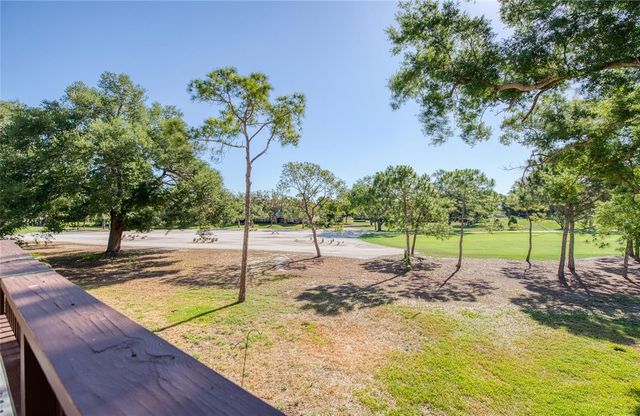 6305 PELICAN CREEK CROSSING D, St Petersburg, FL 33707