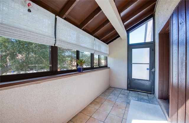 6305 PELICAN CREEK CROSSING D, St Petersburg, FL 33707