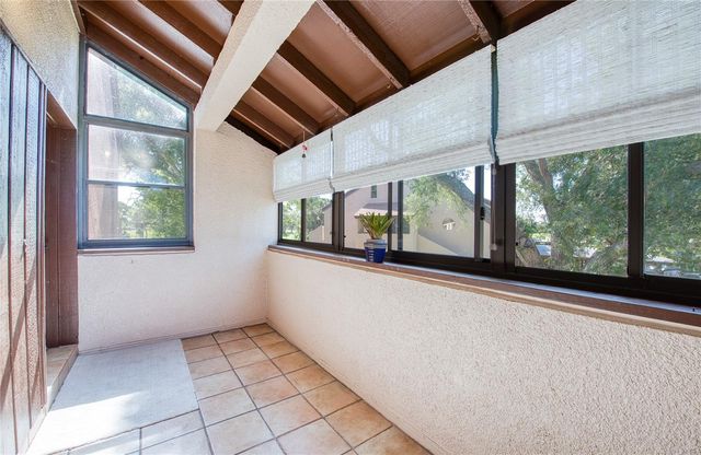 6305 PELICAN CREEK CROSSING D, St Petersburg, FL 33707