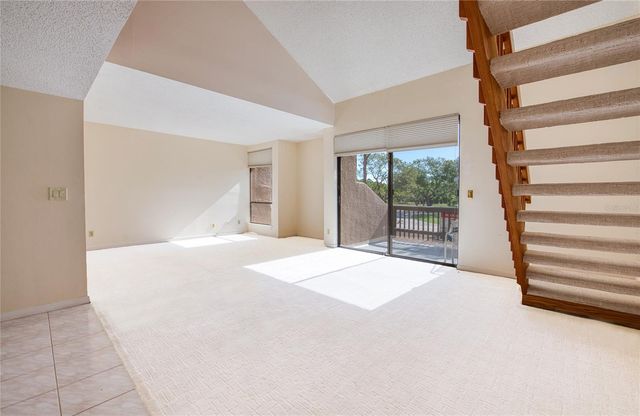 6305 PELICAN CREEK CROSSING D, St Petersburg, FL 33707