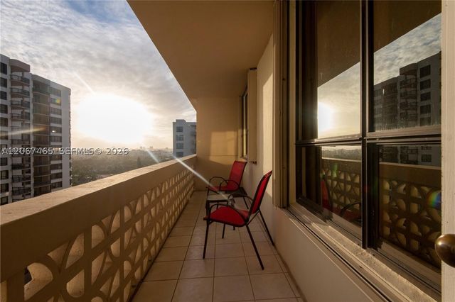 10185 Collins Ave 1416, Bal Harbour, FL 33154
