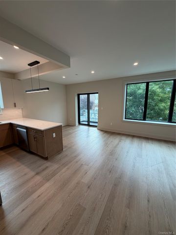 8322 24th Avenue 2A, Brooklyn, NY 11214