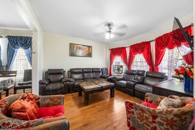 324 Chilton St, Elizabeth City, NJ 07208