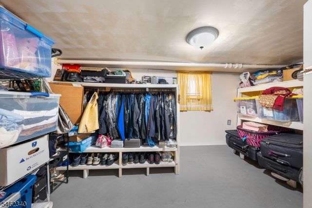 324 Chilton St, Elizabeth City, NJ 07208