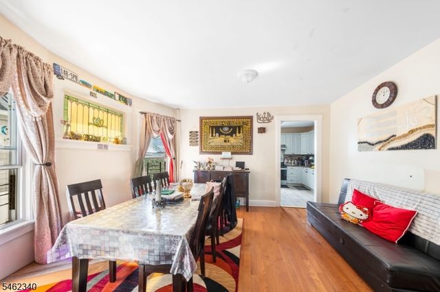 324 Chilton St, Elizabeth City, NJ 07208