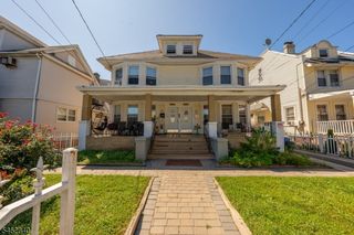 324 Chilton St, Elizabeth City, NJ 07208
