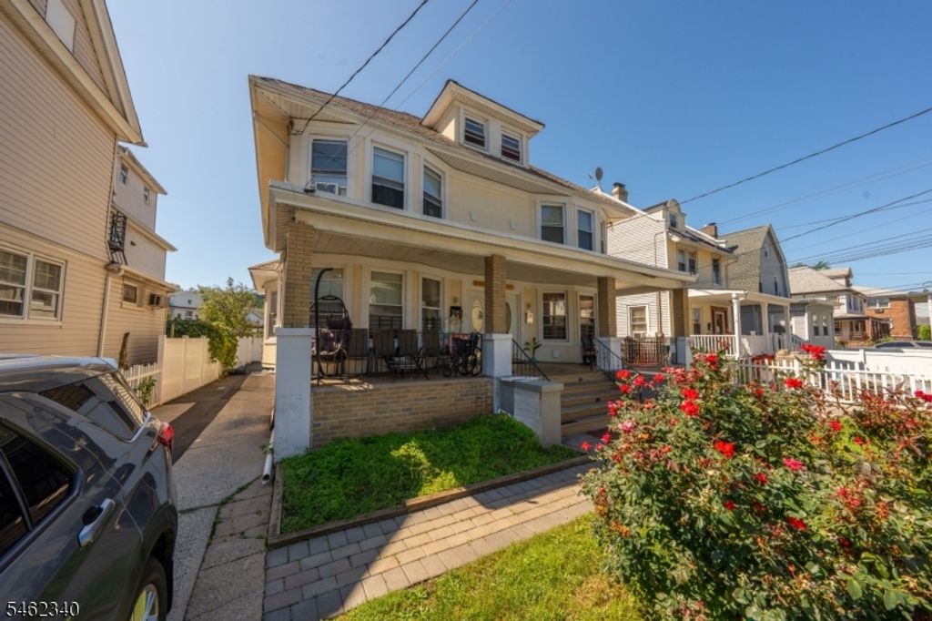 324 Chilton St, Elizabeth City, NJ 07208 — photo 3