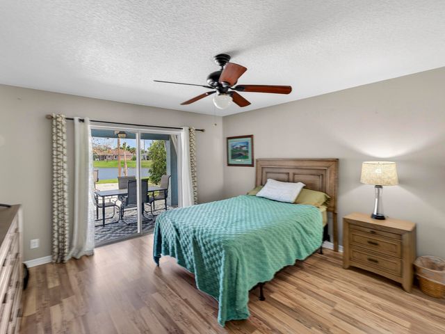 531 High Hawk Circle, Vero Beach, FL 32962